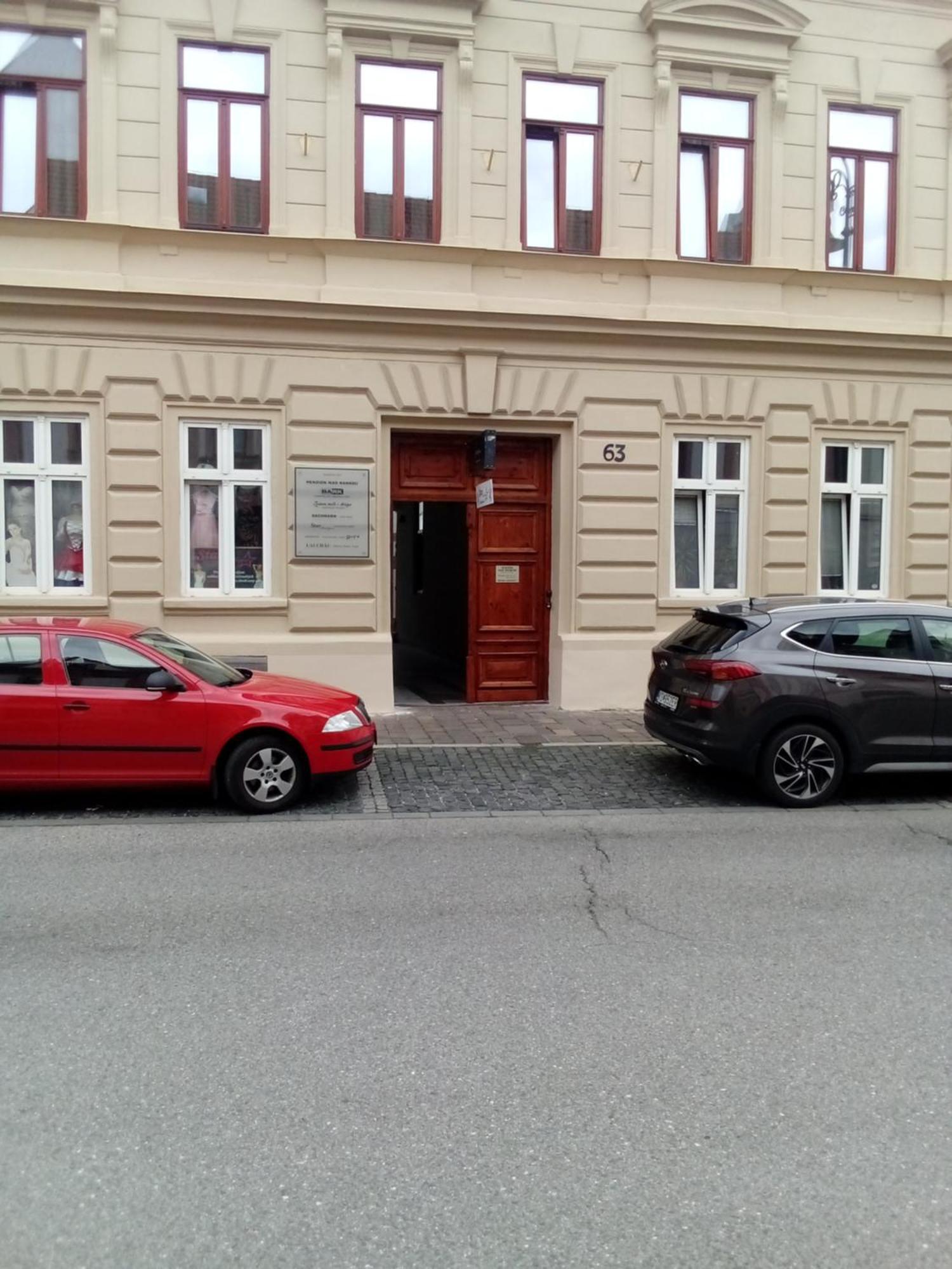 Penzion Nad Bankou Košice Eksteriør bilde